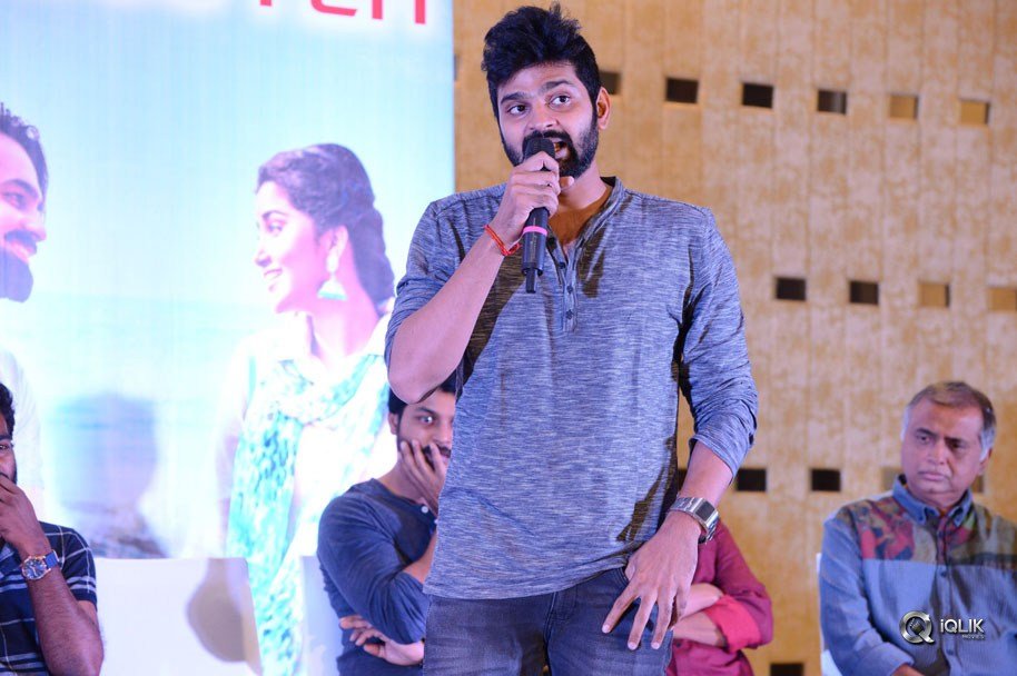 Vunnadhi-Okate-Zindagi-Movie-Team-Thanks-Meet